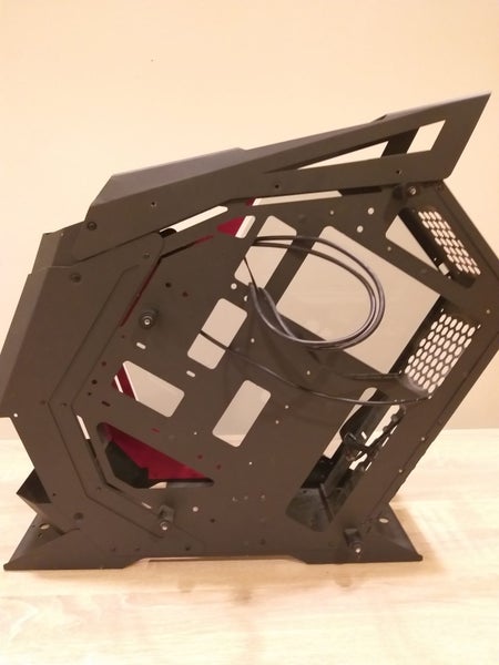 $1 Reserve - Gaming PC case Carousel 2