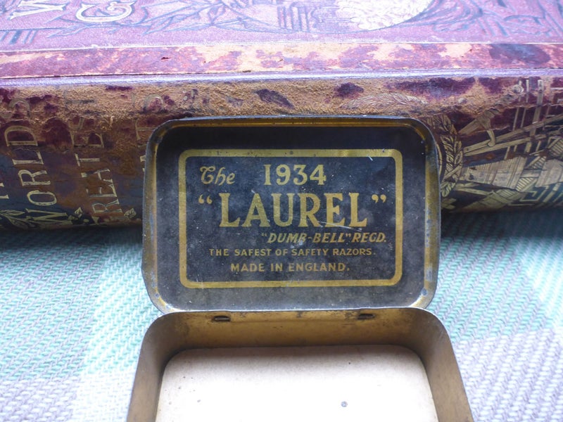 Awesome Old Vintage Safety Razor Tin The 1934 Laurel "Dumb Bell" Razor Tin Carousel 4