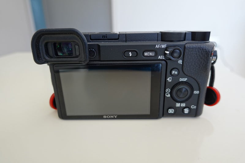 Sony Alpha A6400 Camera with 3 Lens / Batteries / Filter / Strap62932726758145111