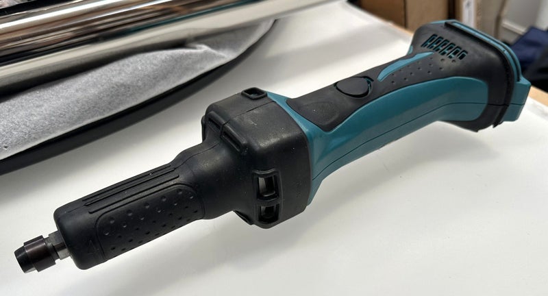 Makita DGD800 18V Li-Ion Cordless Long Nose Die Grinder - $1 Res (PU26 Cubby) Carousel 3