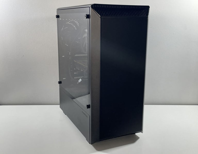 Custom Gaming Computer62863222412674113