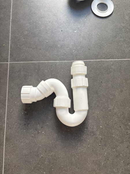 40mm dux vented waste trap Carousel 3