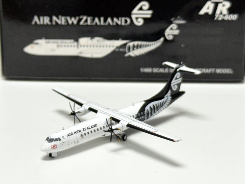 Air New Zealand ATR 72-600 1:400 Carousel 1