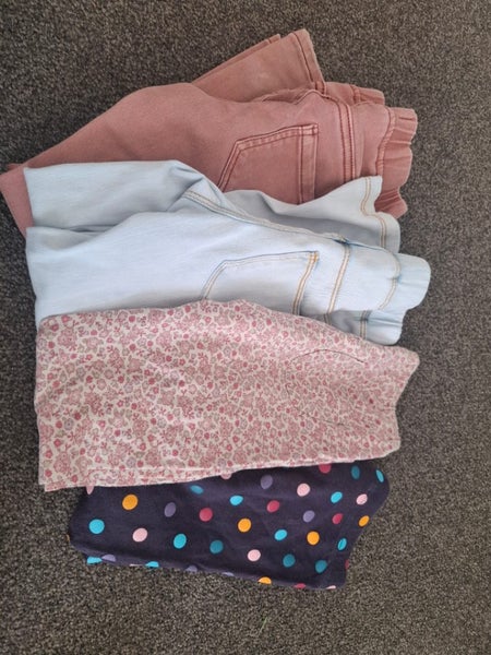 Pants bundle of 4 girls size 5 jeans & leggings Carousel 1