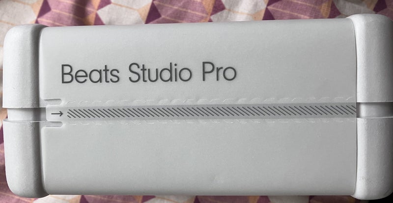 Brand New Beats Studio Pro Wireless Headphones - Black62864729869954111