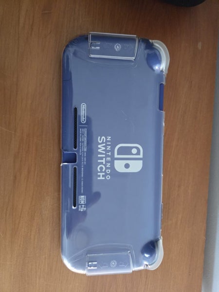 Nintendo Switch Lite with Skull & Co hardcase and cover62865823349635114