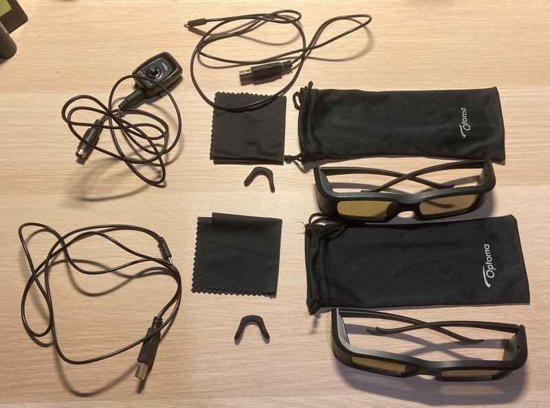 Optoma 3D System and 2 Glasses ZF2100 Carousel 1