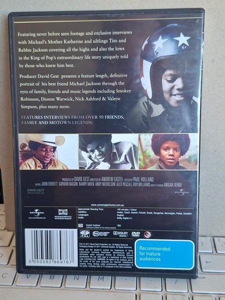 Michael Jackson: The Life of an Icon Carousel 2