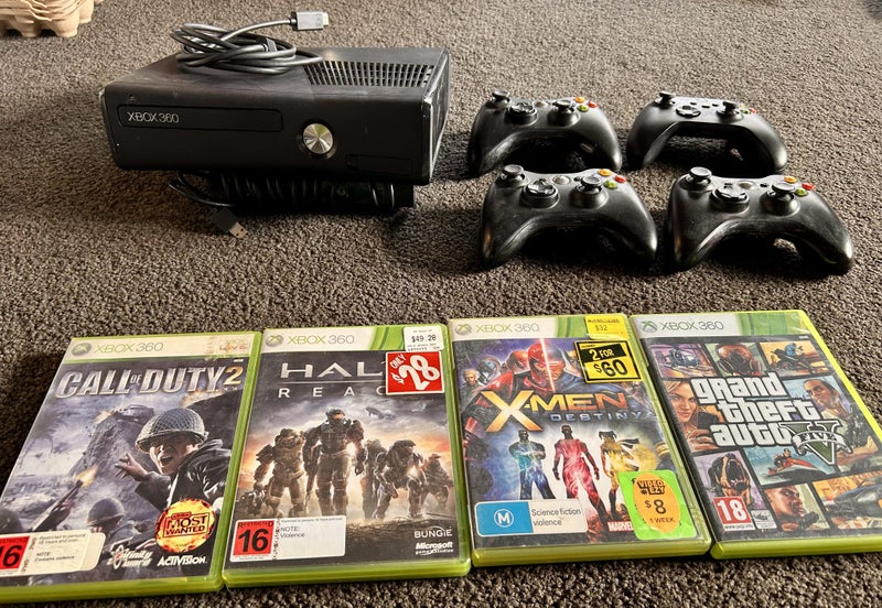 X Box 360 Console, Controllers & Games62863851058945114