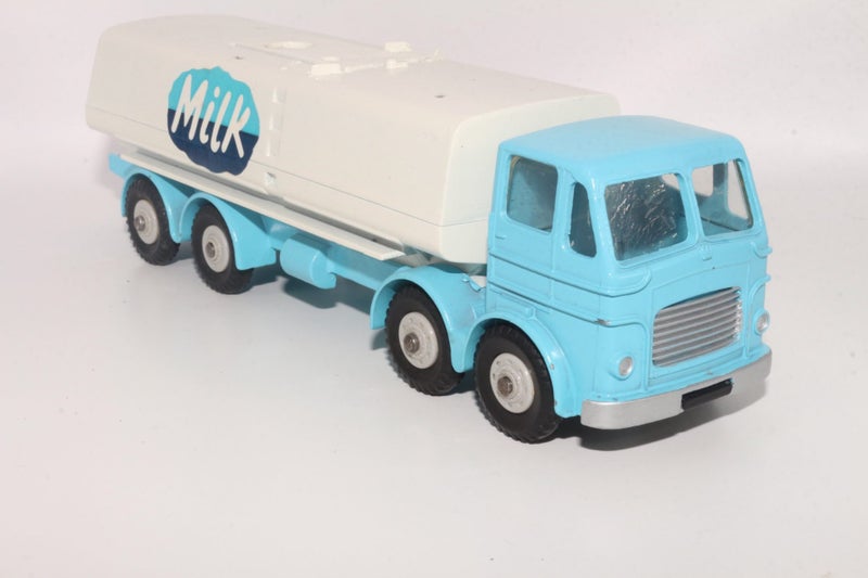 Dinky Toy - One of Many I'm Listing- Leyland Octopus Milk Tanker Carousel 1