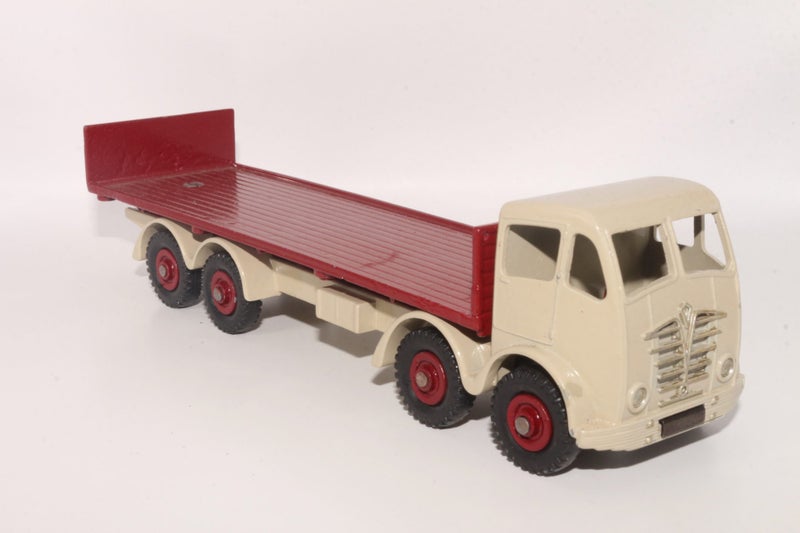 Dinky Toy - One of Many I'm Listing- Foden Mk2 Flat Bed with Tailboard Carousel 1