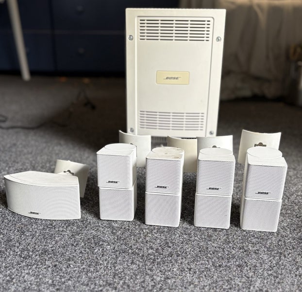 Bose Lifestyle V30 Home Theatre System Carousel 1