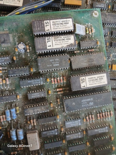 Mortal combat original pcb unknown condition Carousel 2