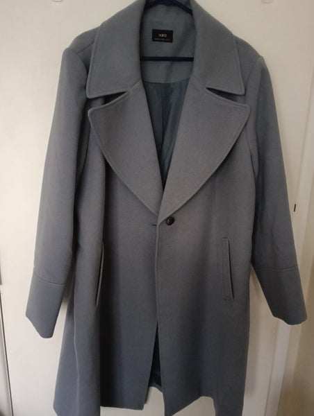 coat Carousel 1
