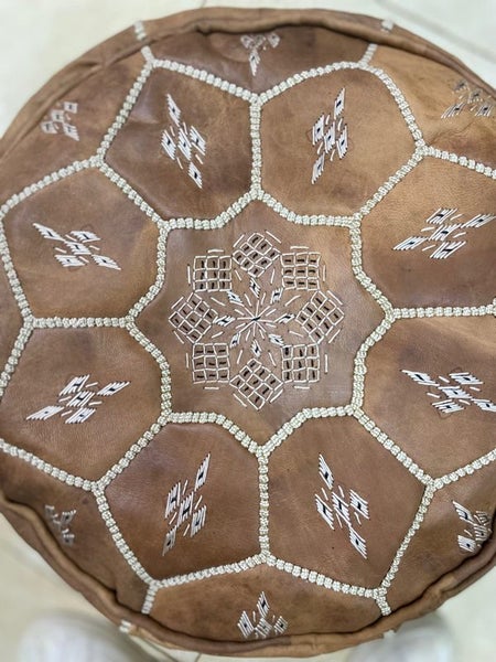 PREMIUM Handcrafted Moroccan Leather Pouf Carousel 4