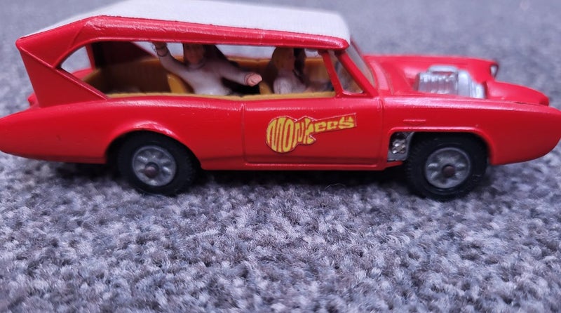 CORGI TOYS #277 MONKEEMOBILE (1968-72)62863241097474114