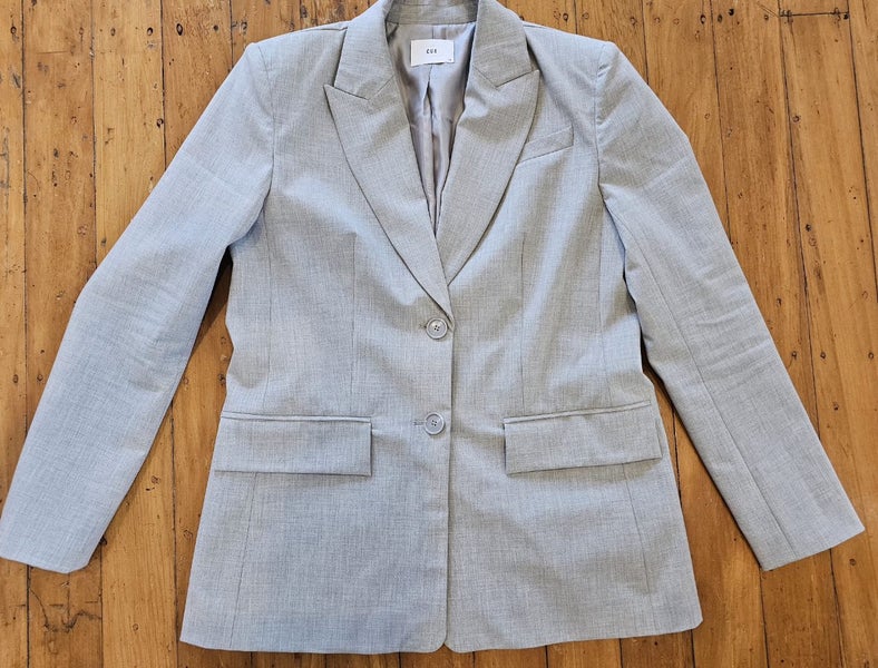 Fabulous CUE 2025 three-piece suit, RRP $1,150!!!!!!62935698742786112