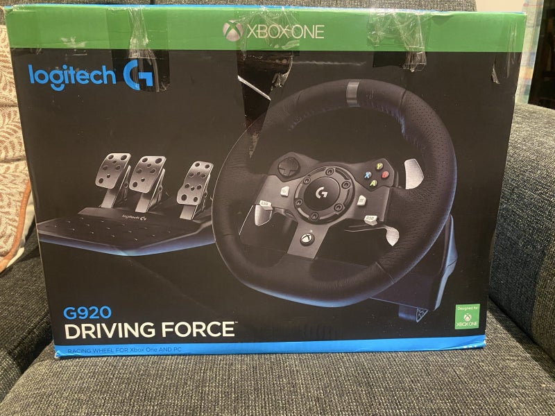 **Logitech G920 Driving Force Racing Wheel Full Set**62863851089538115
