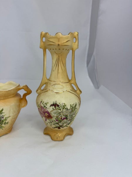 Three Austrian Porcelain items (21185)62953808185859113