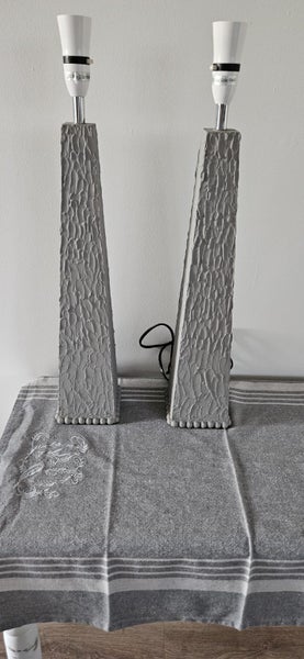 Tall French Country Look Textured Lamps x 2 Carousel 2