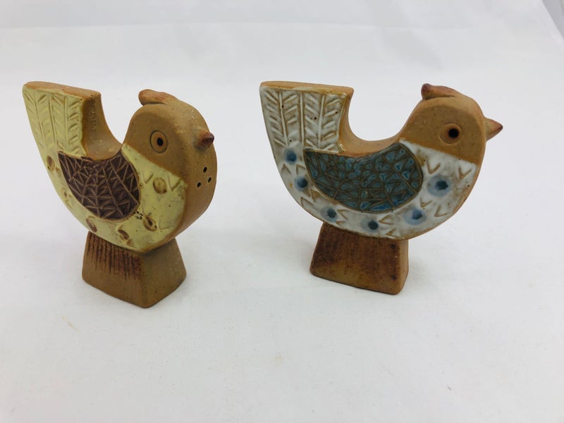 Vintage Chicken Salt and Pepper Shakers (21175)62933720863874111