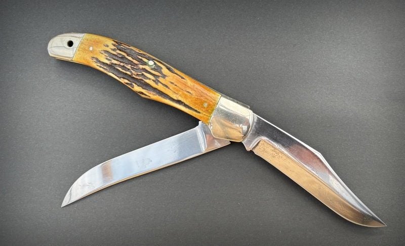 EARLY HIGHLY COLLECTABLE KA-BAR, GORGEOUS STAG. Carousel 2
