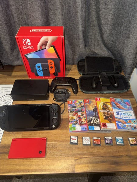 Nintendo switch OLED bundle (+modded Ds) Carousel 1