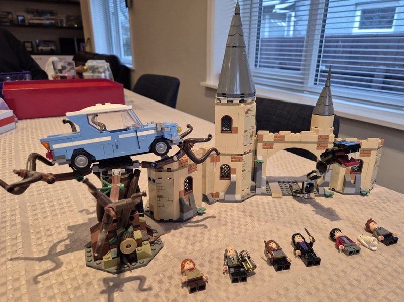 Lego Harry Potter (75953) Hogwarts Whomping Willow Carousel 2