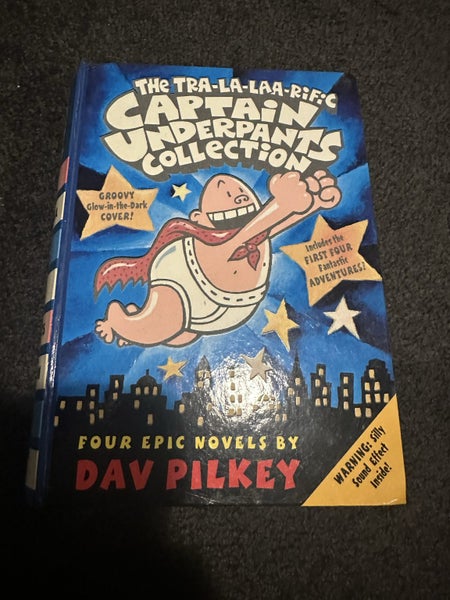 Captain Underpants x4 books Set Carousel 1