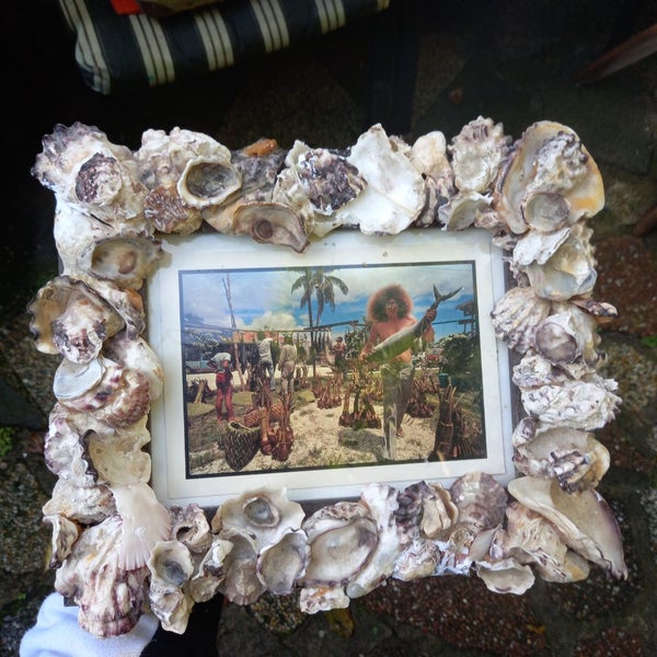 Pacifica Shell frame with Island Market picture Carousel 1
