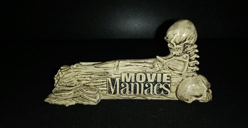 McFarlane 'Movie Maniacs' poster stand Carousel 1