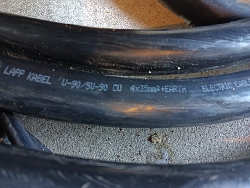 3phase 4c +e 35mm cable Carousel 1