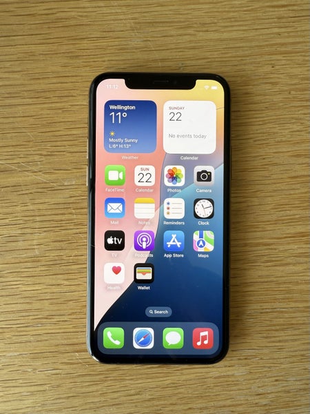 Working iPhone 11 Pro 64GB $1 reserve62938585885698112