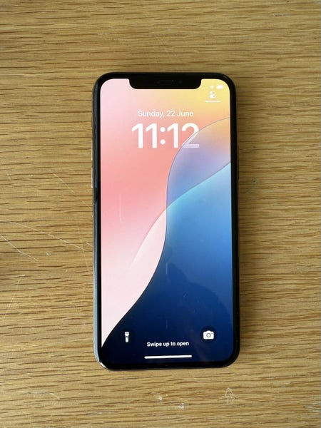 Working iPhone 11 Pro 64GB $1 reserve629385858856981121