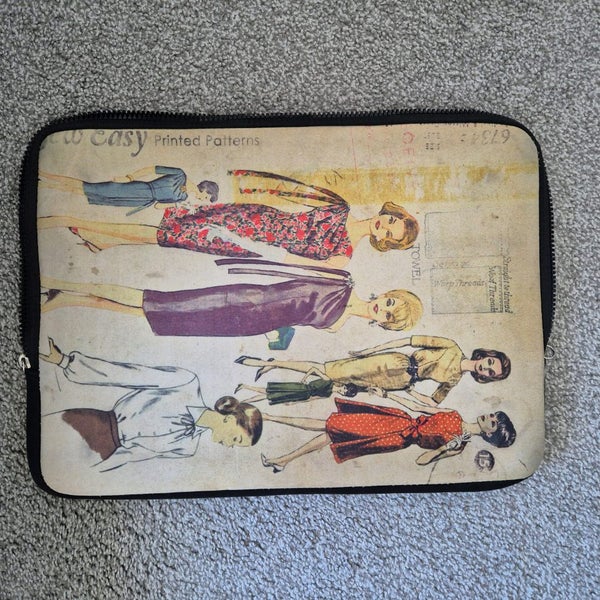 Laptop/Tablet Case Carousel 1