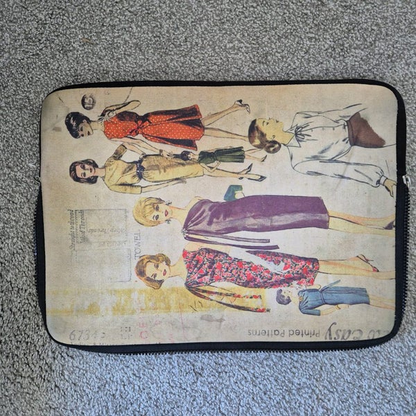 Laptop/Tablet Case Carousel 4