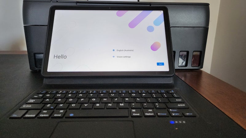 Lenovo Tab M10 Plus 3rd Generation + Bluetooth Keyboard Carousel 2