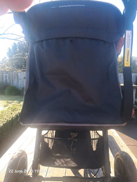 Baby Jogger Carousel 8