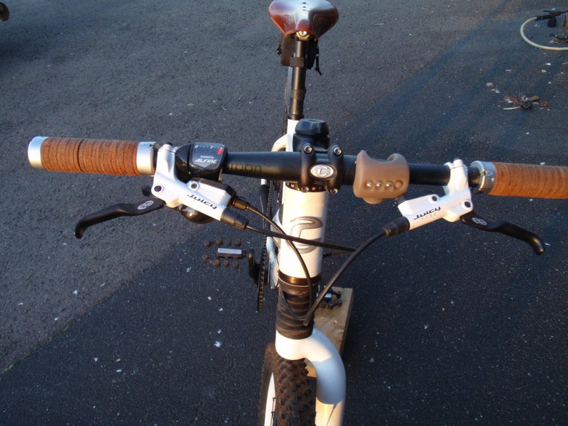 Canonndale Leftie62956659247235114