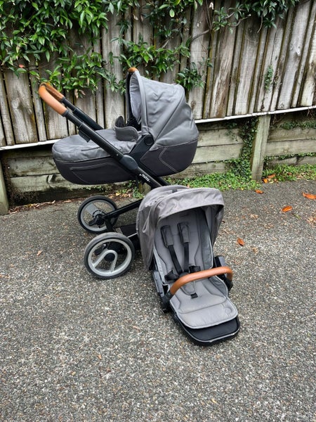 Mutsy i2: Two in One Stroller and Carrycot628543206325791113