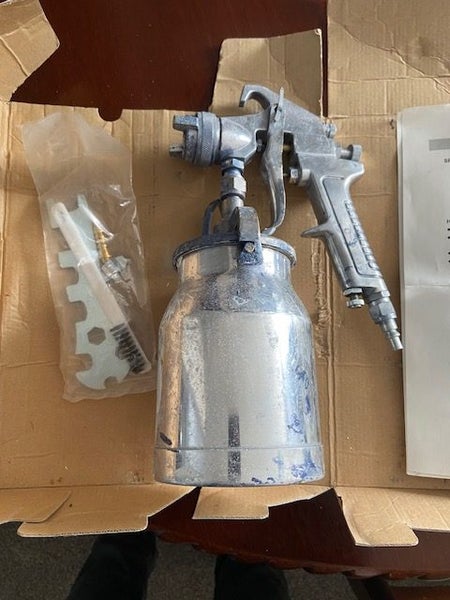 Spray Gun Carousel 1