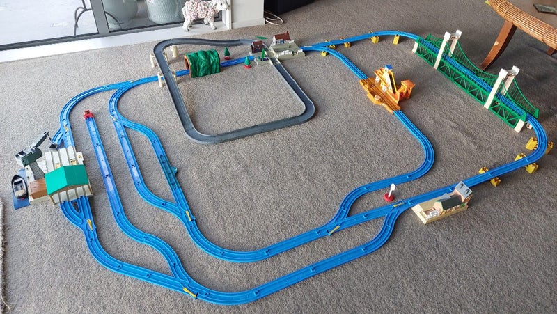 Thomas track62863239856642112
