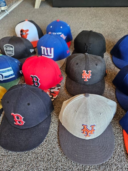 MLB and NFL caps62934710658433112