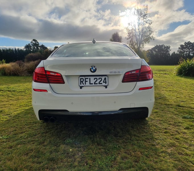 2017 BMW 523i62863252930691113