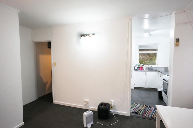 Image 3 of 19