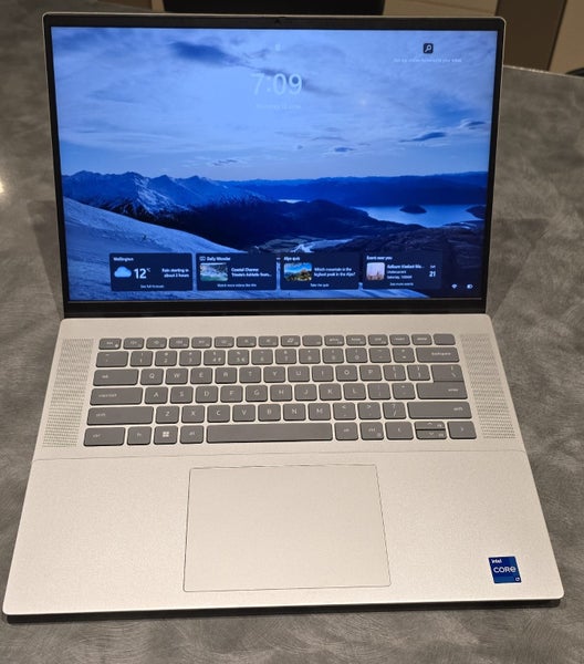 Dell Laptop 15" i7-1260p628632223541791112