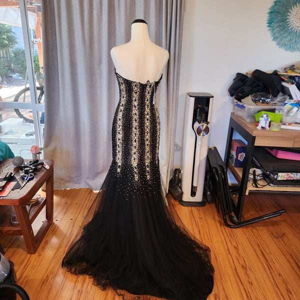 Stunning black ball dress size 862863848023042111