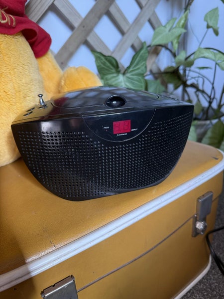 Radio - Boombox - Teac - CD player - works well - compact - missing handle only. Carousel 1