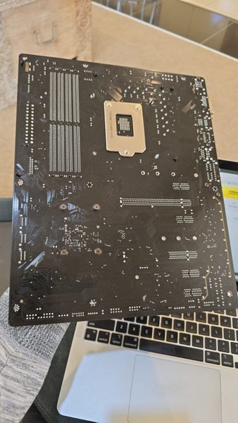 H370 AORUS GAMING 3 Motherboard i9-9900k, 3.6GHz Carousel 9