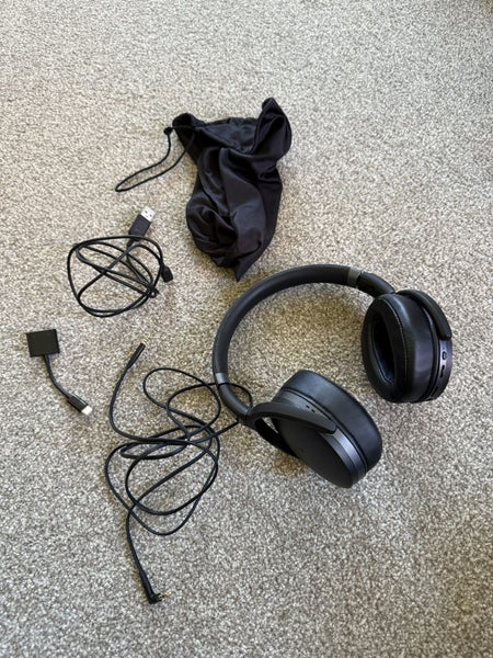 Sennheiser Bluetooth or Cabled Headphones Carousel 1
